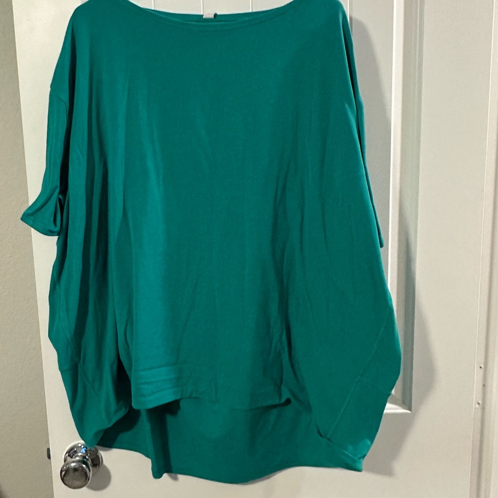 Lululemon top